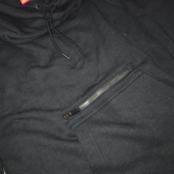 Black Nike sweater - Picture 5 of 5